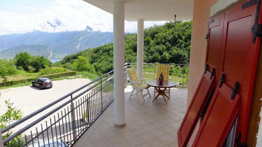 Hotel Rosalpina Riva del Garda Ngoại thất bức ảnh