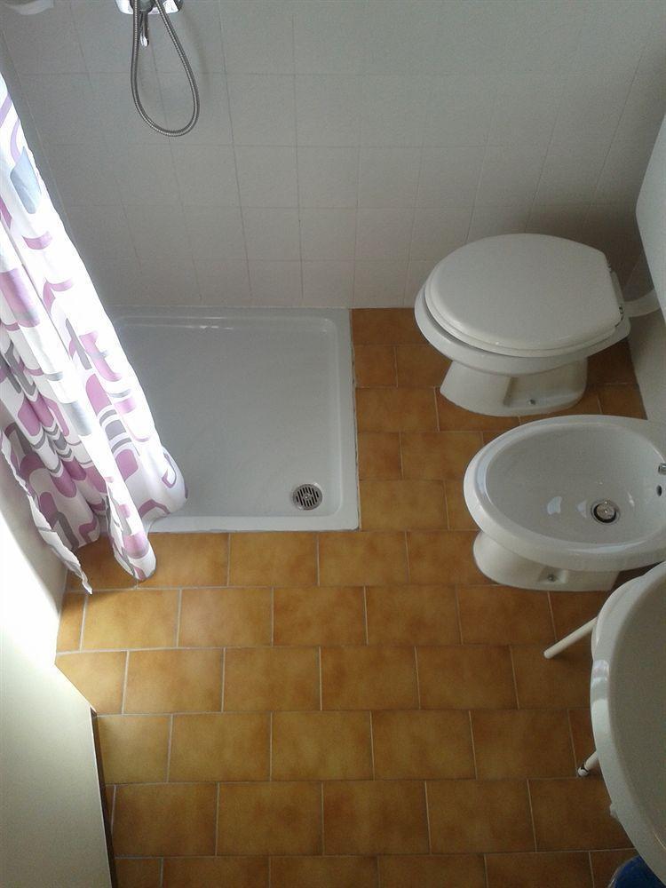 Hotel Rosalpina Riva del Garda Ngoại thất bức ảnh